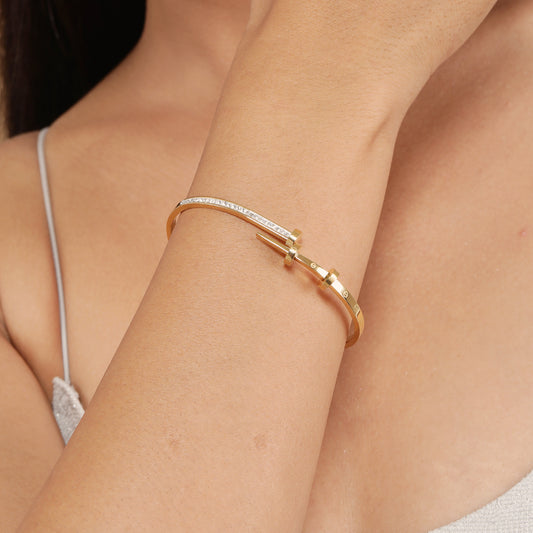 Sleek Halo 18K Gold Plated Bracelet