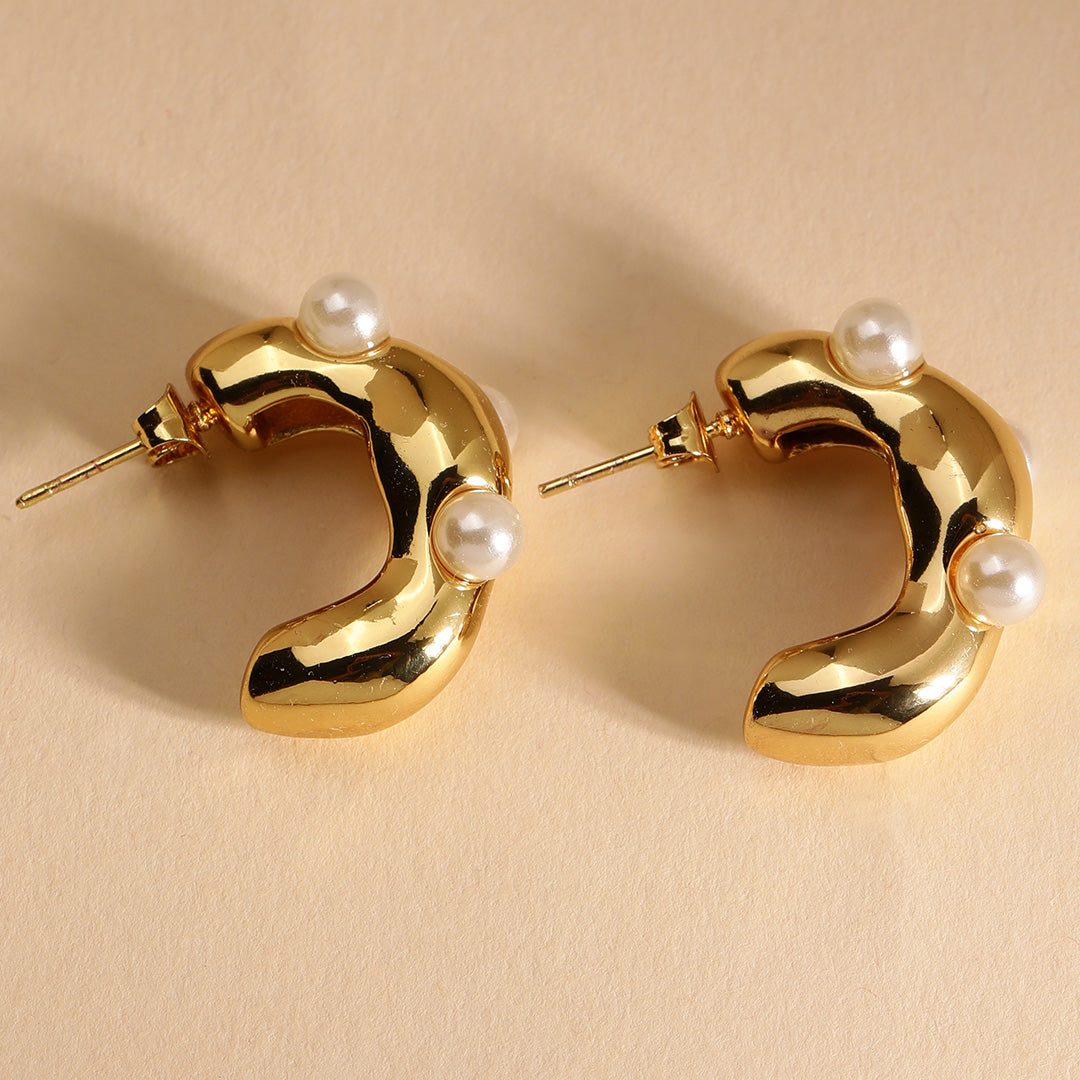 Pearl Gleam 18K Gold Plated Earrings